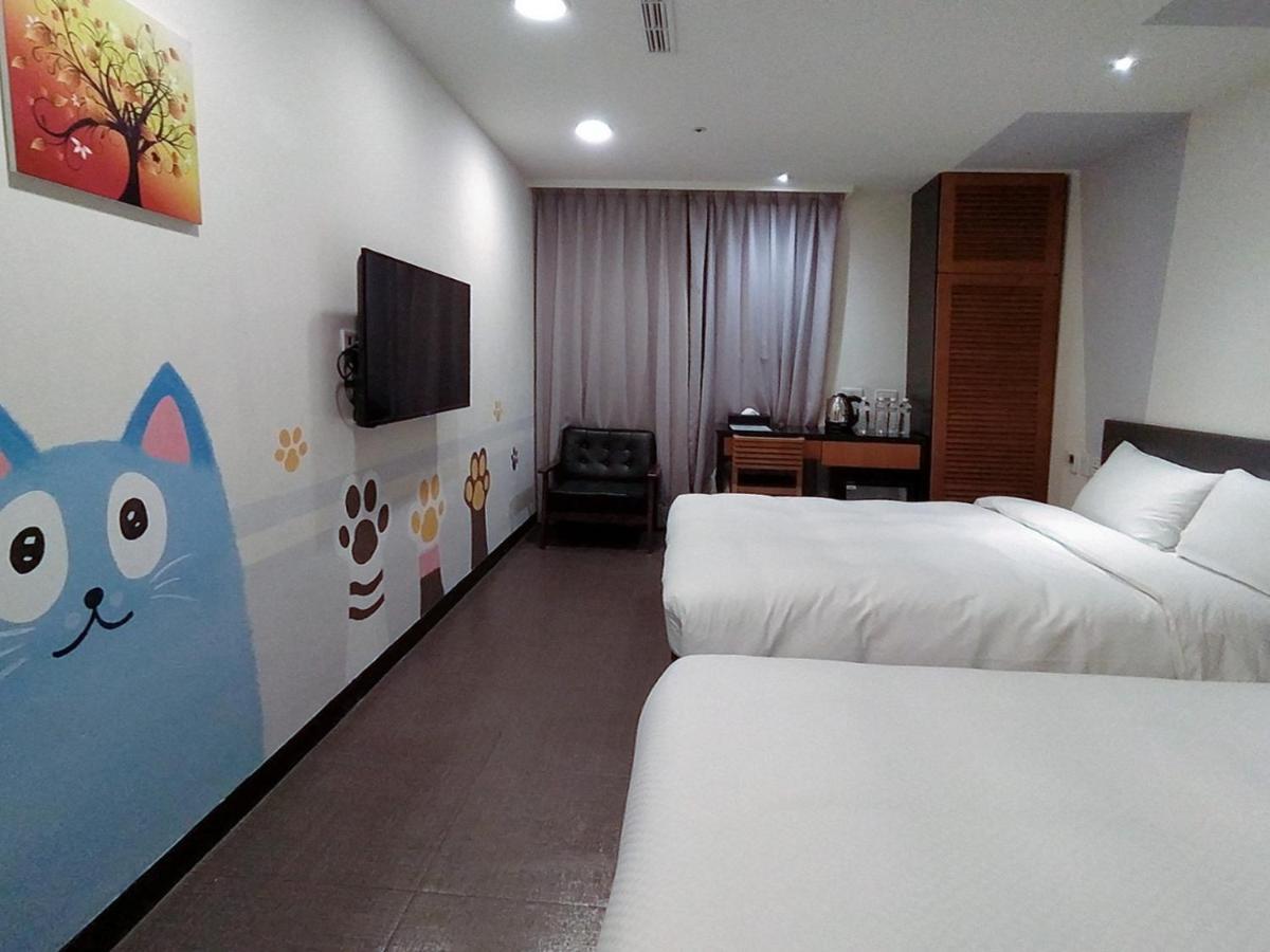 Hotel J Taoyuan Pingzhen Екстериор снимка