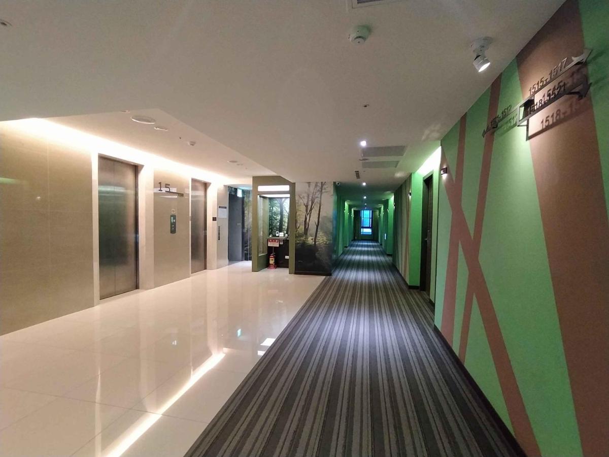 Hotel J Taoyuan Pingzhen Екстериор снимка