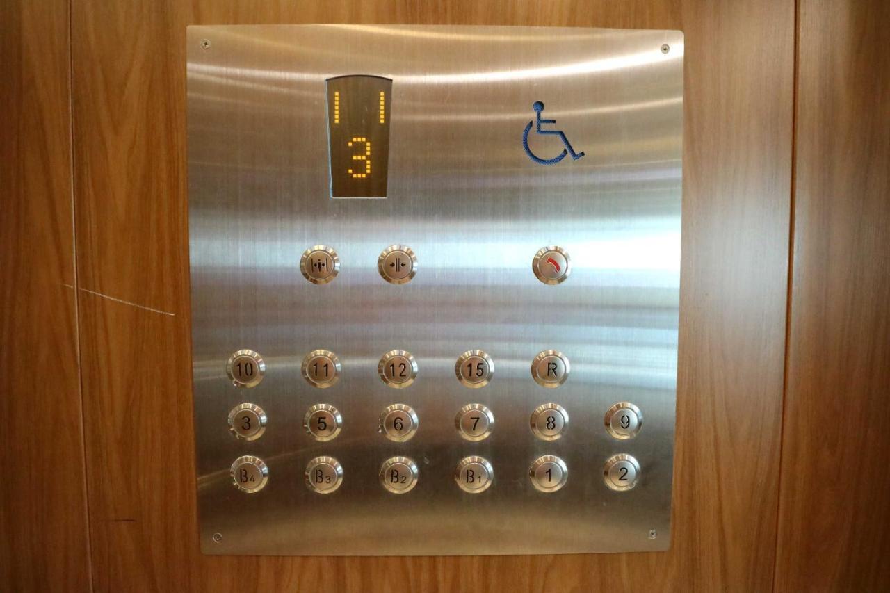 Hotel J Taoyuan Pingzhen Екстериор снимка