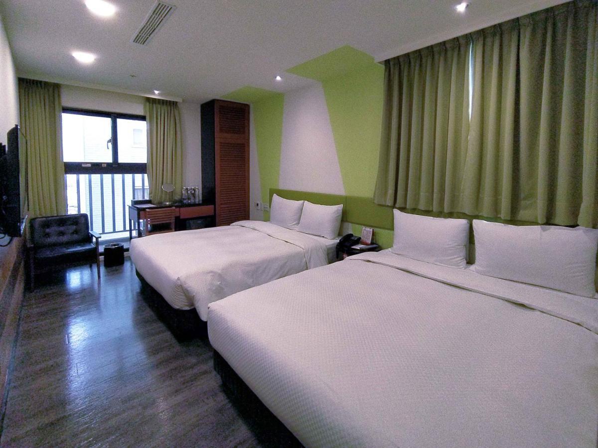 Hotel J Taoyuan Pingzhen Екстериор снимка