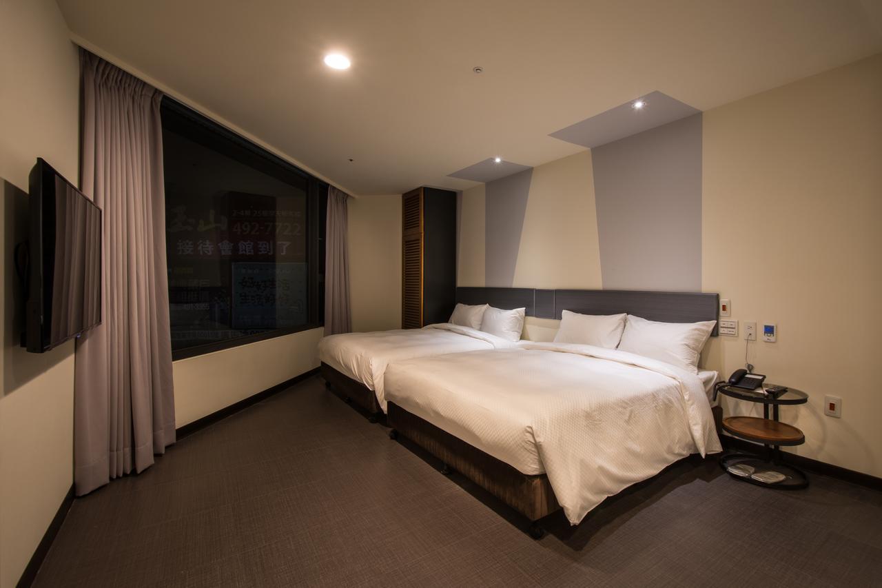 Hotel J Taoyuan Pingzhen Екстериор снимка